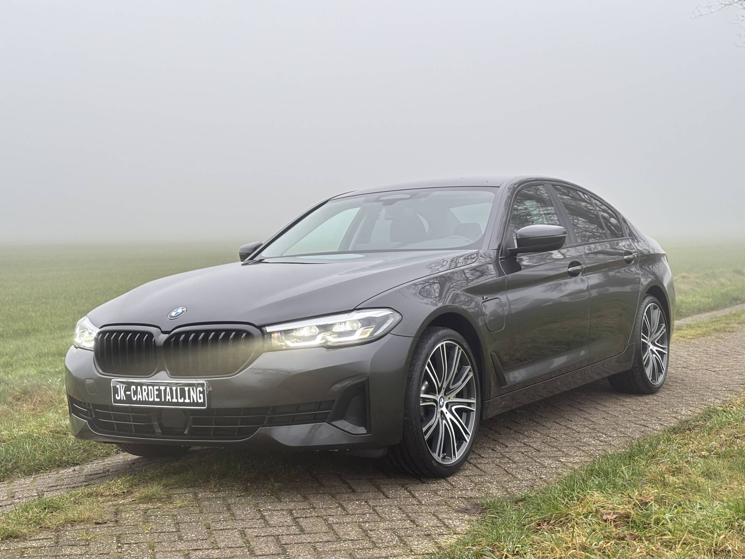 BMW 530e